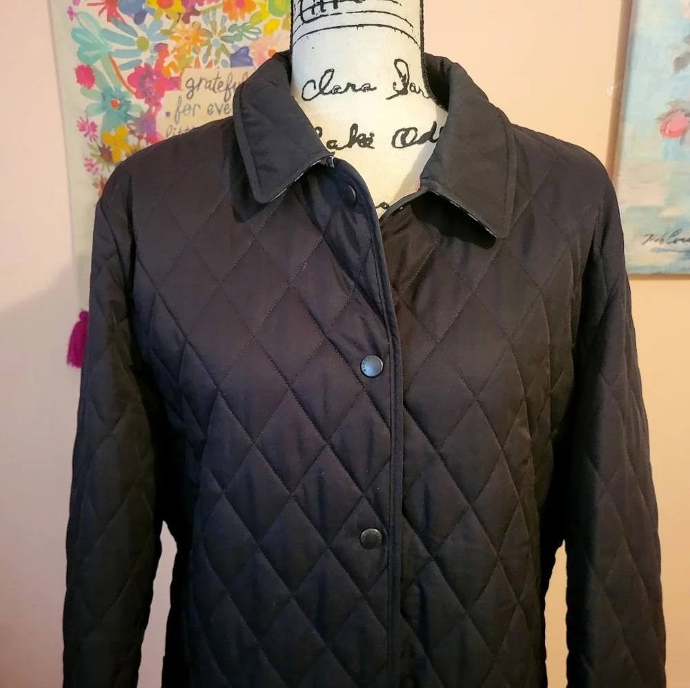 Burberry Quilted Nylon Barn Jacket In Black/Sand, Burberry Check Lining, EUC, L - Picture 9 of 16